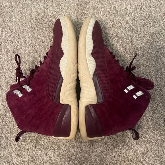 Air Jordan 12 Retro "Bordeaux" sneakers - Suede High-Top - Picture 2 of 6